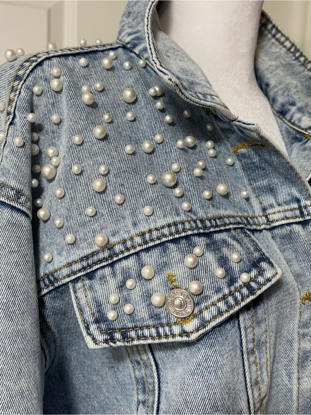 Denim Pearl Embellished Jean Jacket Chest Pockets Stone Washed Light Blue XL - Picture 4 of 13